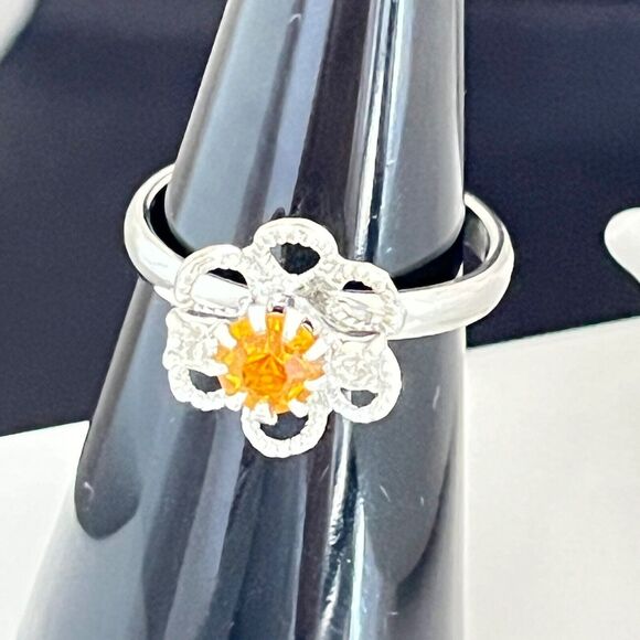 Vintage Ring Silver Tone Orange Rhinestone Mid Century Modern 4I - Picture 2 of 3